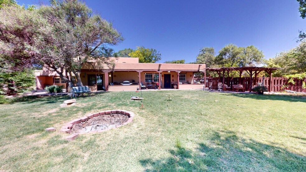 More Photos Of 1804 E College Blvd, Roswell General Retail For Sale