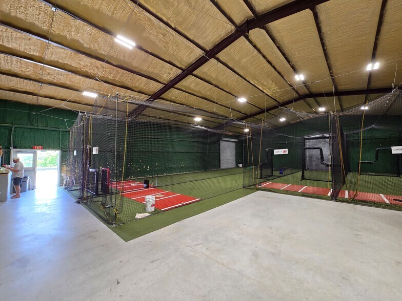 More Photos Of 1850 Goforth Rd, Kyle Freestanding For Sale