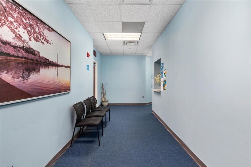 More Photos Of 8140 Ashton Ave, Manassas Medical For Sale