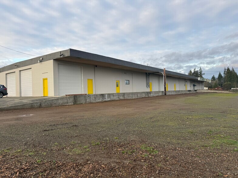 More Photos Of 212 N Gales St, Port Angeles Warehouse For Sale