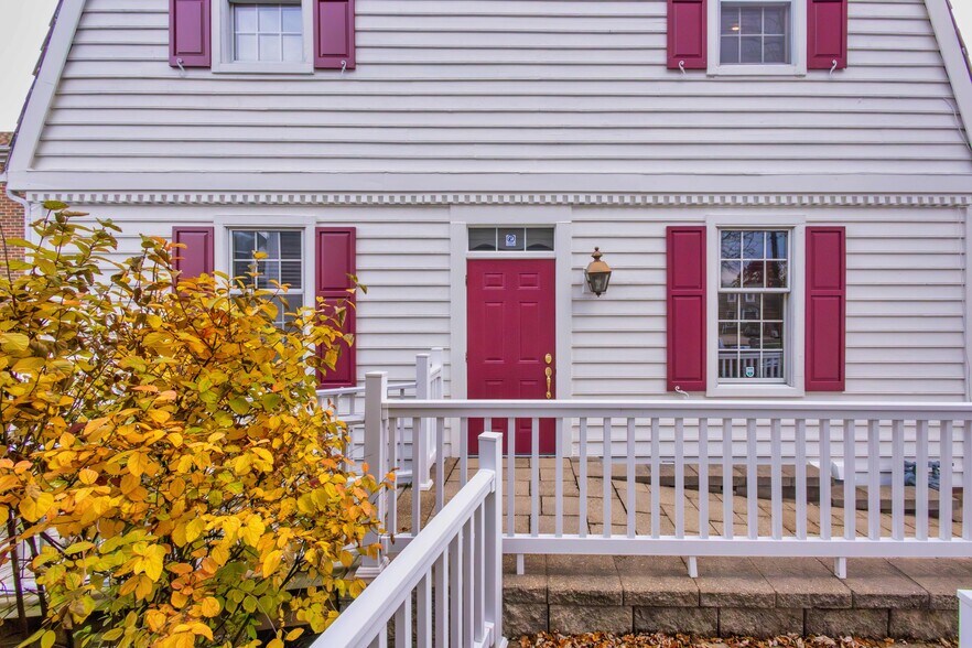 More Photos Of 1615 W Colonial Pky, Inverness Office For Sale