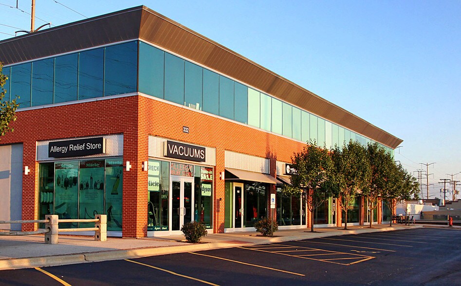332 Skokie Valley Rd, Highland Park, IL 60035 Retail For Lease