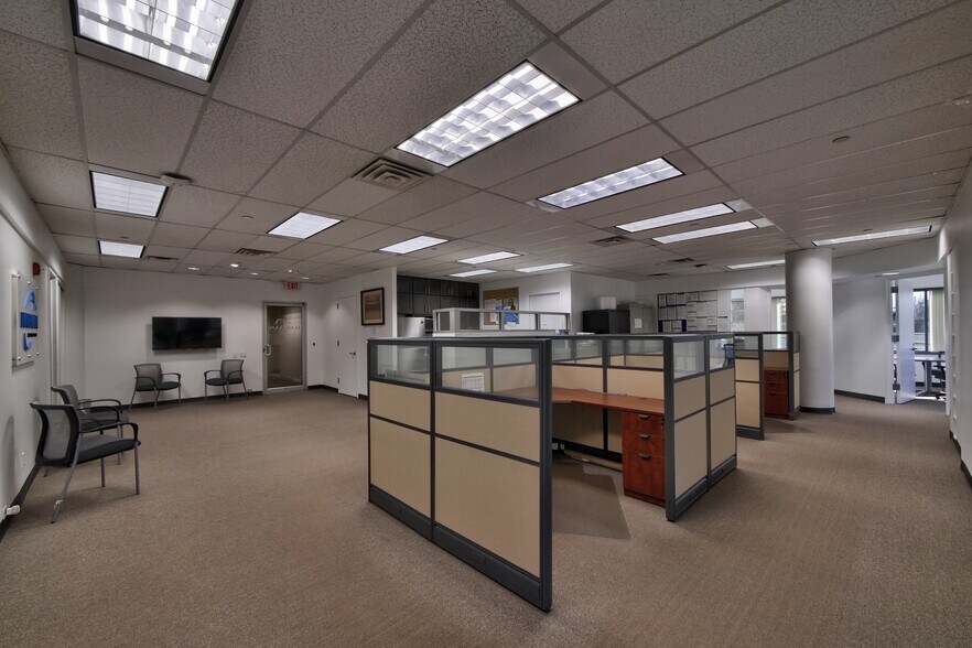 More Photos Of 135 Route 202/206, Bedminster Office For Lease