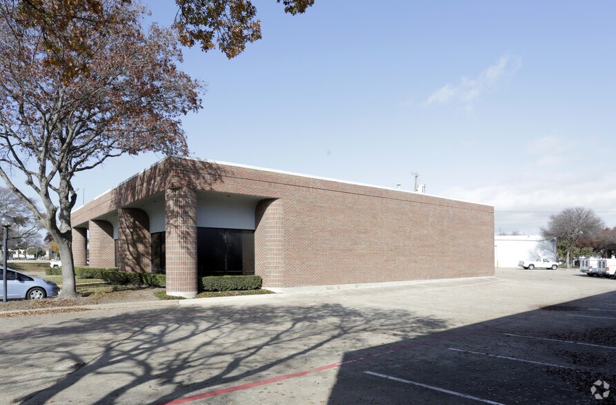 More Photos Of 10310 Brockwood Rd, Dallas Unknown For Lease