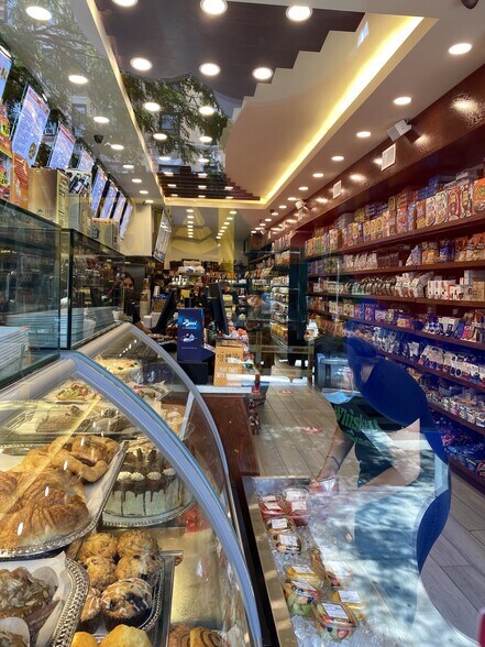 More Photos Of 211-217 1st Ave, New York Apartments For Lease