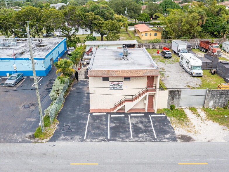 More Photos Of 1021 NW 1st St, Fort Lauderdale Warehouse For Sale