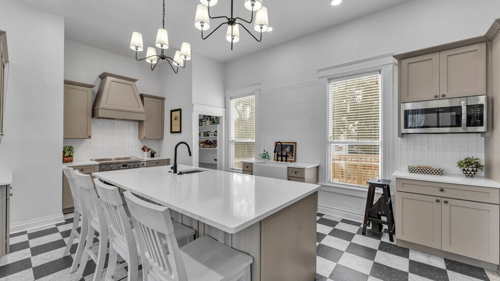 More Photos Of 555 E Stanford St, Bartow Flex For Sale