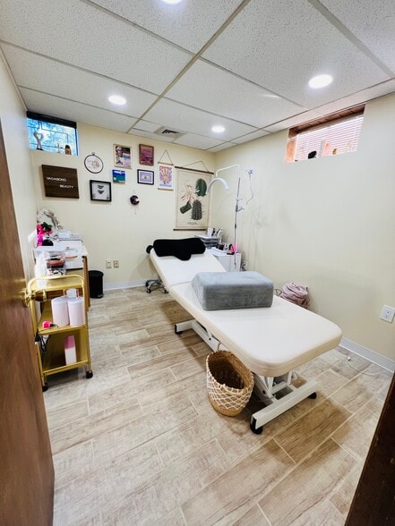 More Photos Of 111 Courtyard Dr, Hillsborough Office For Sale