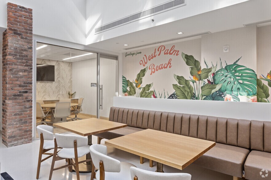 More Photos Of 224 Datura St, West Palm Beach Office For Lease