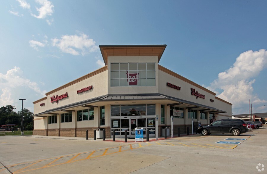 More Photos Of 496 Highway 96 S, Silsbee Drugstore For Sale