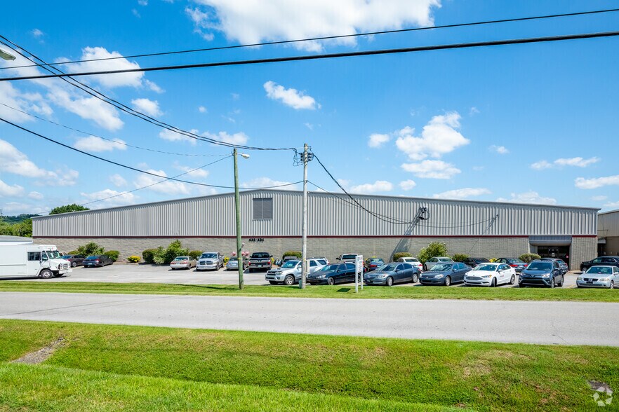 More Photos Of 432-434 Harding Industrial Dr, Nashville Warehouse For Lease