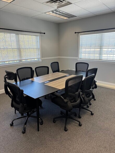More Photos Of 5070 Route 42, Turnersville Office For Lease