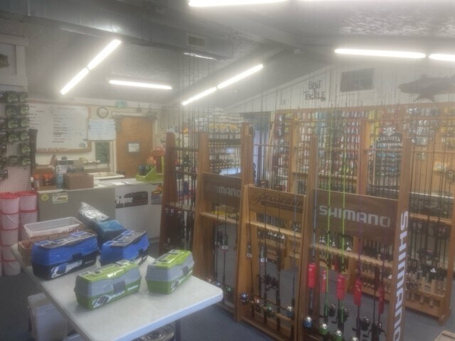 More Photos Of 97 Sandy Bottom Rd, Coventry Storefront For Sale