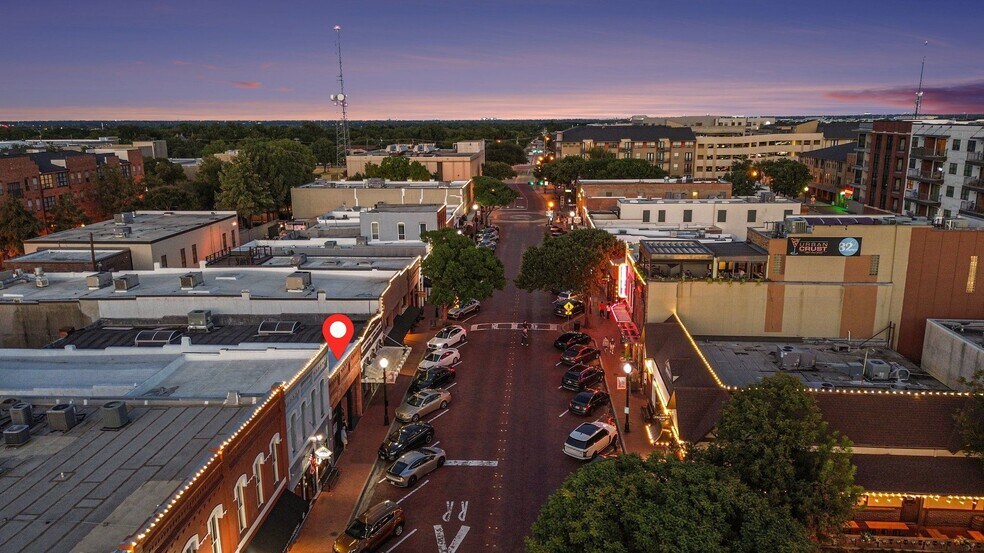 More Photos Of 1013 E 15th St, Plano Storefront For Sale