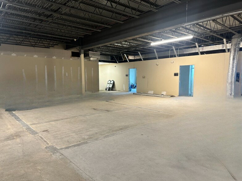 More Photos Of 6021 142nd Ave, Clearwater Office For Lease