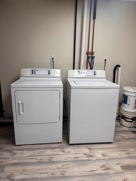 More Photos Of 39 Jordan St, Skaneateles Loft Creative Space For Lease