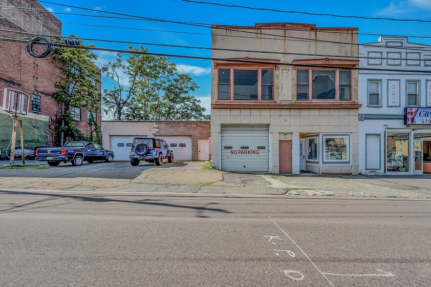 Primary Photo Of 515 Wyoming Ave, Scranton Flex For Sale