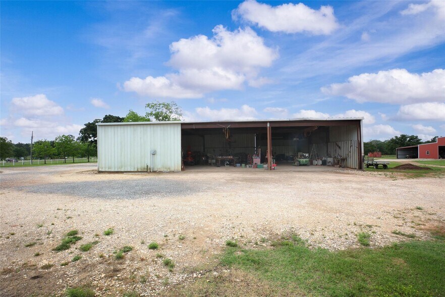 More Photos Of 128 Duke Rd, Bedias Land For Sale