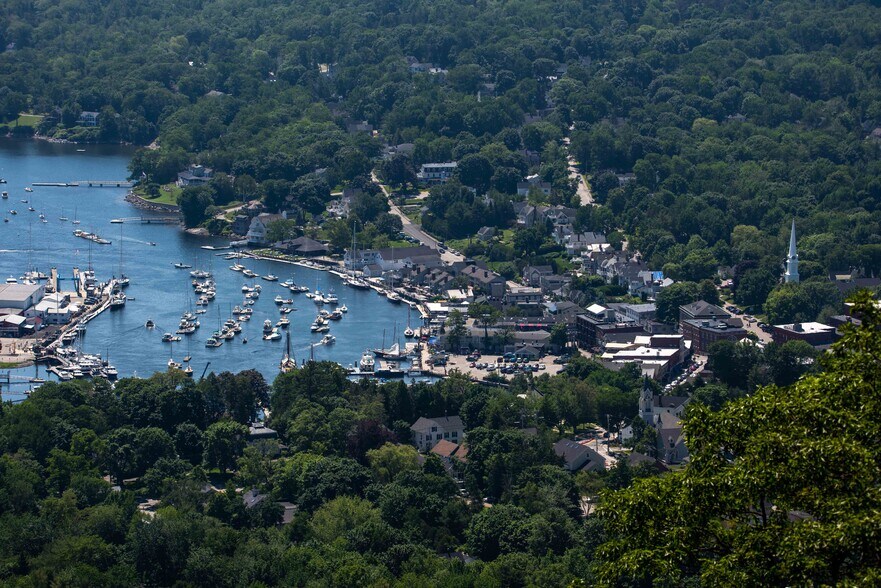 More Photos Of 845+ Commercial St, Rockport Land For Sale