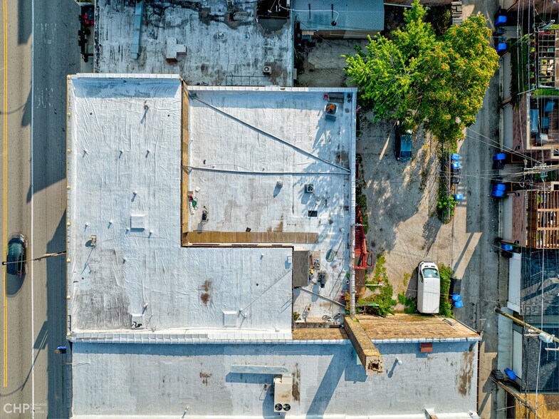 More Photos Of 1721 W Chicago Ave, Chicago Storefront Retail Residential For Lease