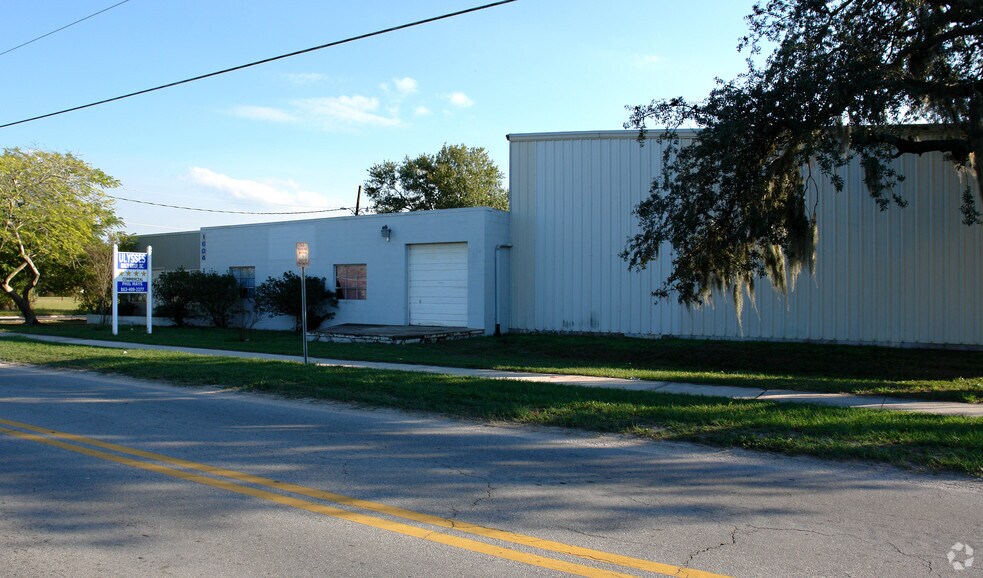 Primary Photo Of 1604 Olive St, Lakeland Industrial For Sale