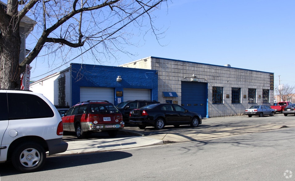 More Photos Of 3298 Wilson Blvd, Arlington Auto Repair For Lease