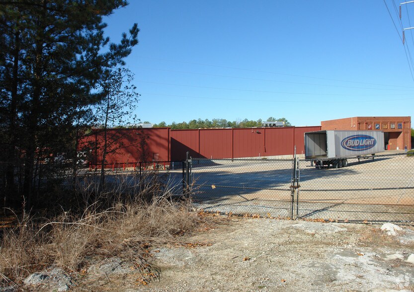 More Photos Of 1375 Beverage Dr, Stone Mountain Distribution For Lease