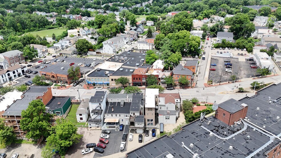 More Photos Of 2039 Madison Rd, Cincinnati Storefront Retail Office For Sale