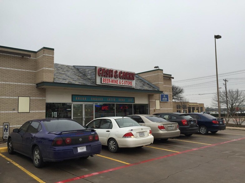 More Photos Of 1861 Brown Blvd, Arlington Unknown For Lease