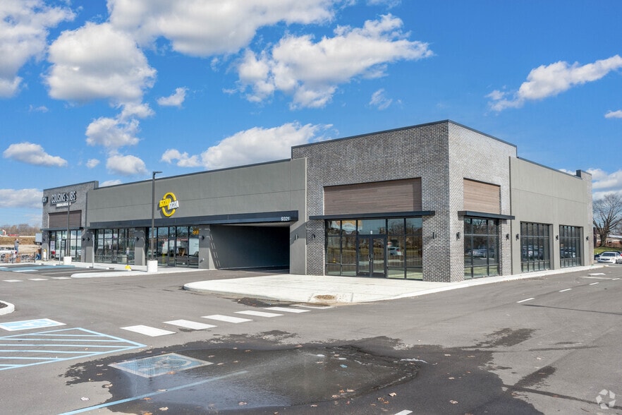 More Photos Of 9315-9321 Michigan Rd, Indianapolis Storefront Retail Office For Sale