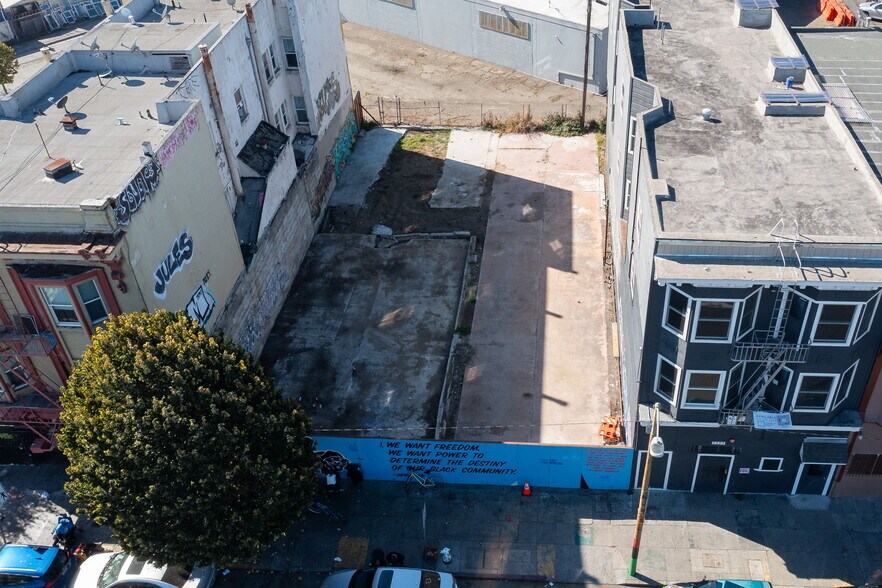Primary Photo Of 2321-2323 San Pablo Ave, Oakland Warehouse For Sale