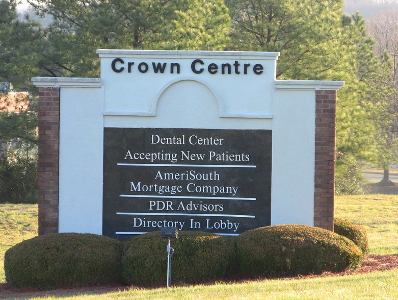 More Photos Of 2101 N Sardis Rd, Charlotte Office For Lease