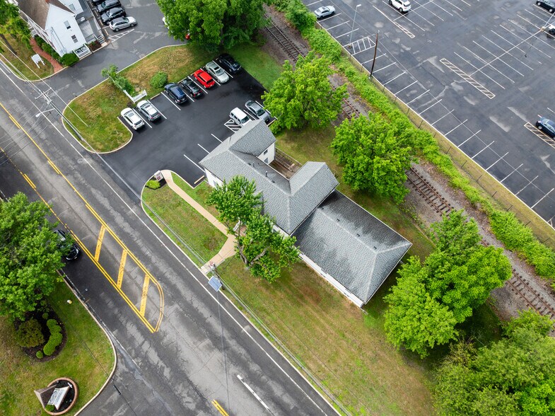 More Photos Of 715 E Main St, Moorestown Office For Sale