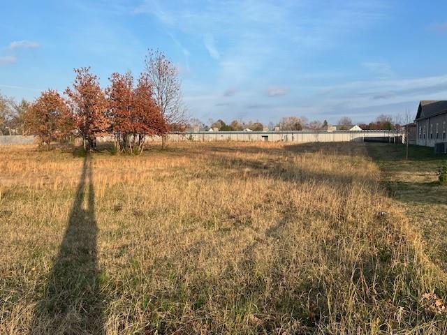 More Photos Of 1903 S 1st St, Rogers Auto Repair For Sale
