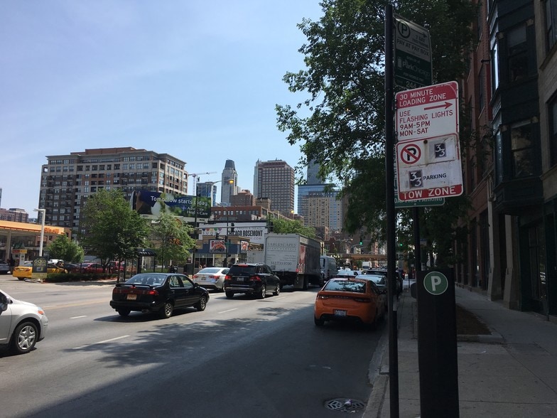 More Photos Of 357 W Chicago Ave, Chicago Office Residential For Lease