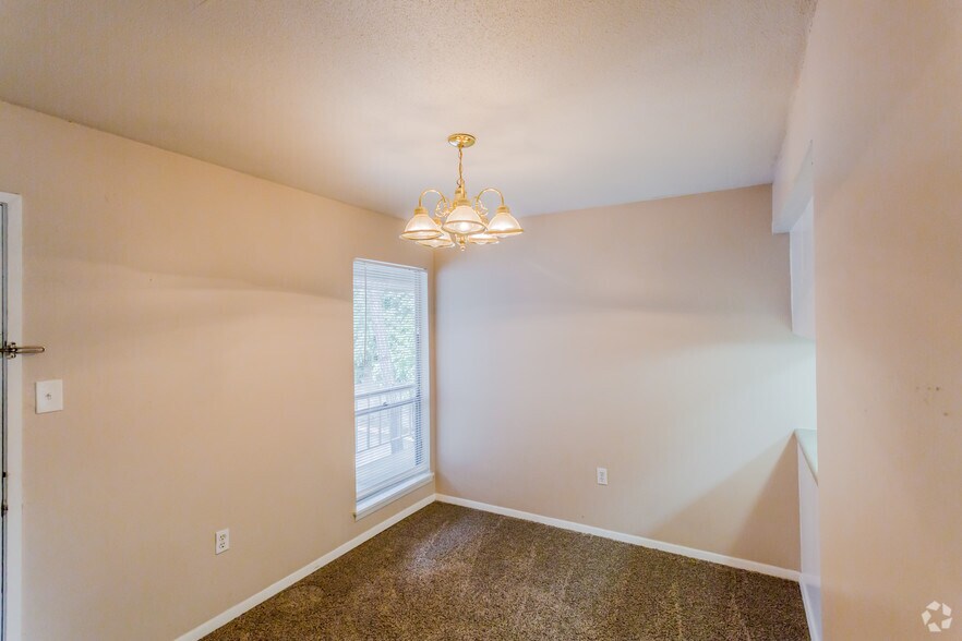 More Photos Of 1701 Skyline Dr, North Little Rock Multifamily For Sale