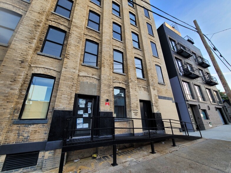 More Photos Of 111 Bruckner Blvd, Bronx Office For Lease