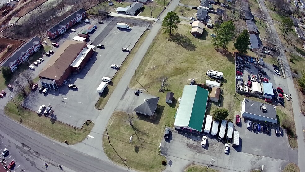 More Photos Of 1106 S Water Ave, Gallatin Land For Lease