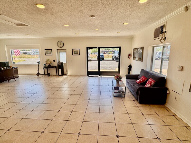 More Photos Of 4611 Ewell Rd, Fredericksburg Auto Dealership For Sale