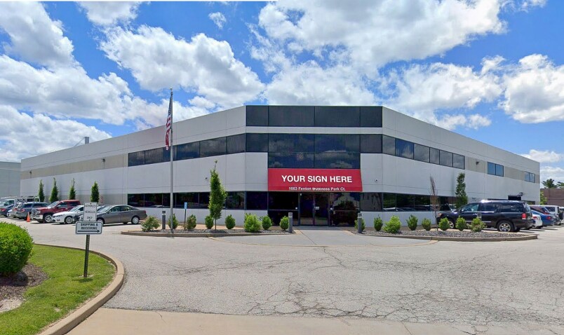 Primary Photo Of 1663-1677 Fenton Business Park Ct, Fenton Manufacturing For Lease