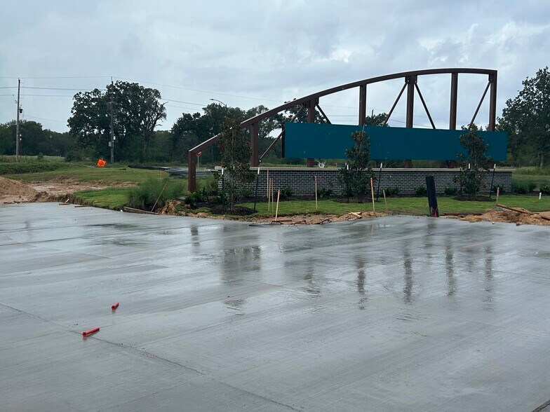 More Photos Of 8503 Union Chappel Rd, Fulshear Office For Sale