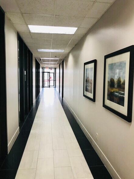 More Photos Of 3315 Burke Rd, Pasadena Medical For Lease