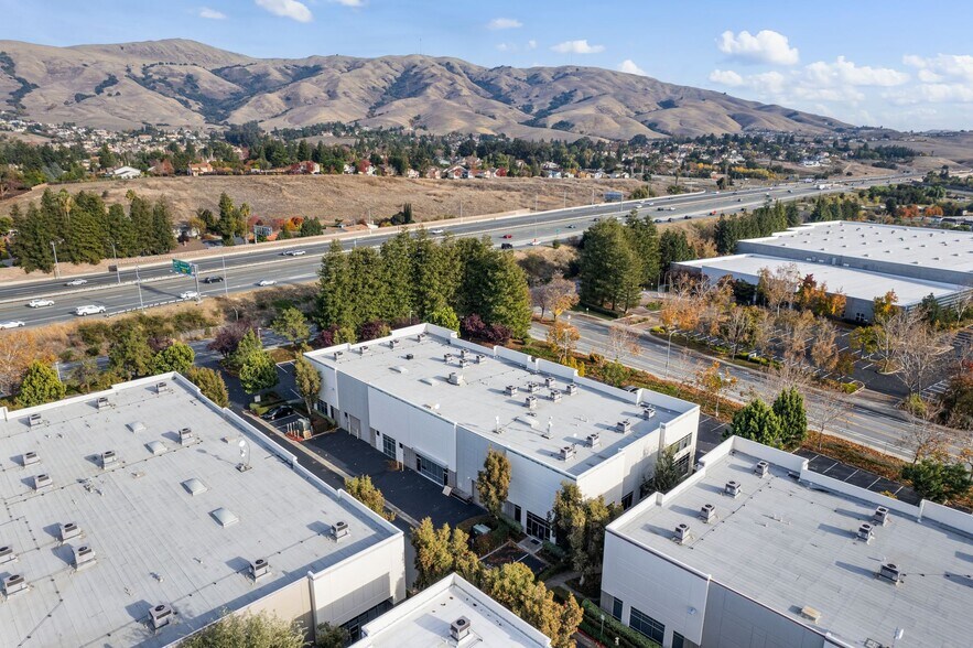 More Photos Of 809-837 Corporate Way, Fremont Office For Sale