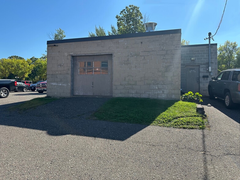 More Photos Of 2603 E 7th Ave, North Saint Paul Light Manufacturing For Sale