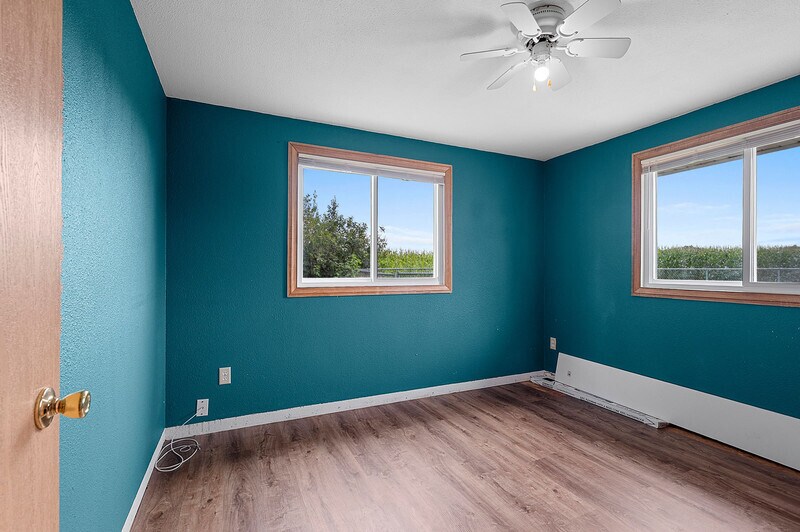 More Photos Of N5367 Mayflower Rd, Shiocton Office For Sale