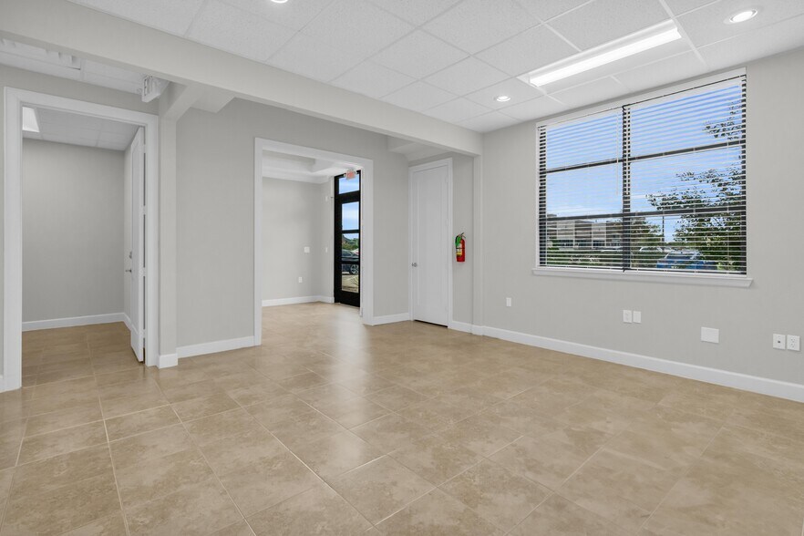 More Photos Of 8118 Fry Rd, Cypress Medical For Lease