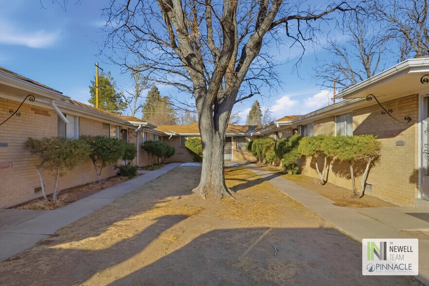 More Photos Of 7515 W 8th Pl, Lakewood Apartments For Sale