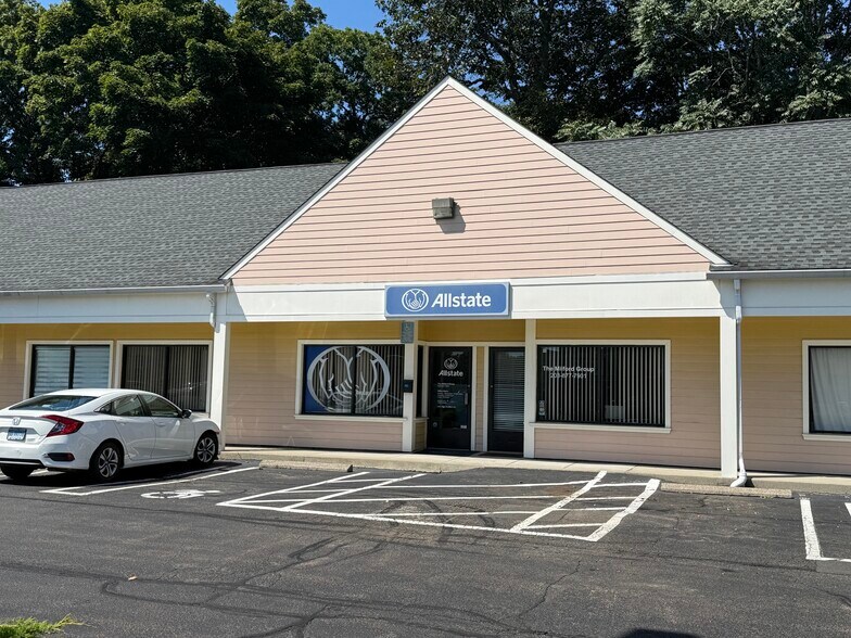 More Photos Of 1496 Boston Post Rd, Milford Storefront Retail Office For Lease