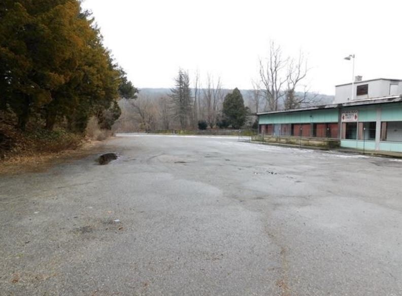 More Photos Of 974 Route 17, Southfields Restaurant For Sale