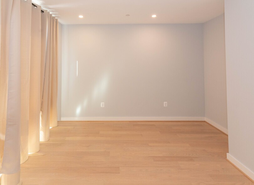 More Photos Of 424 Missouri Ave NW, Washington Multifamily For Sale
